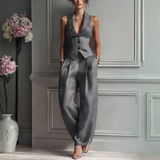 SARA | COMPLETE 2-PIECE SET WITH V-NECK