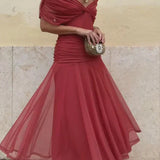 Luana - Elegant Dress with V-neck