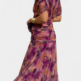 Luana - Elegant Dress with V-neck