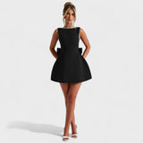 Catarina - Mini Dress with Pearls
