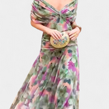 Luana - Elegant Dress with V-neck